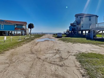 Here Comes The Sun | Gulf Views + 300ft to Water's Edge