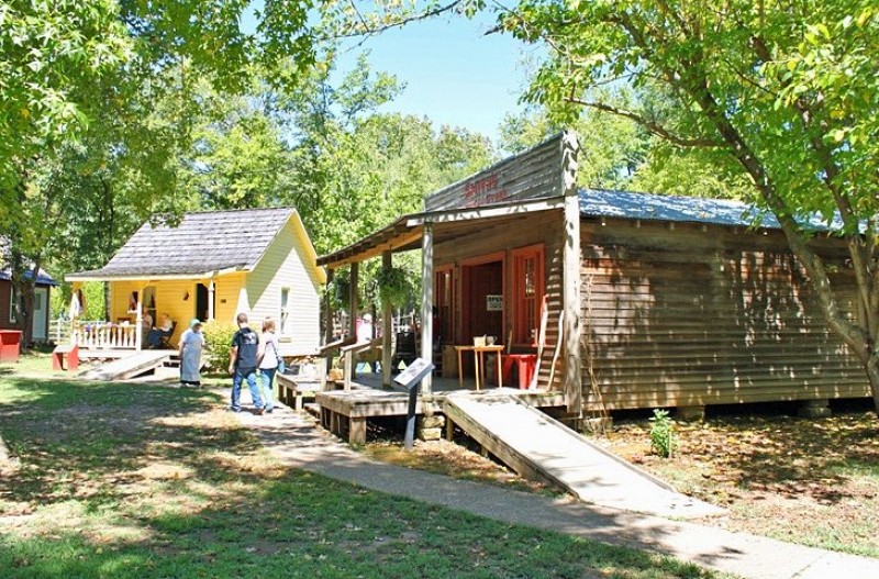 Cherokee Heritage Center