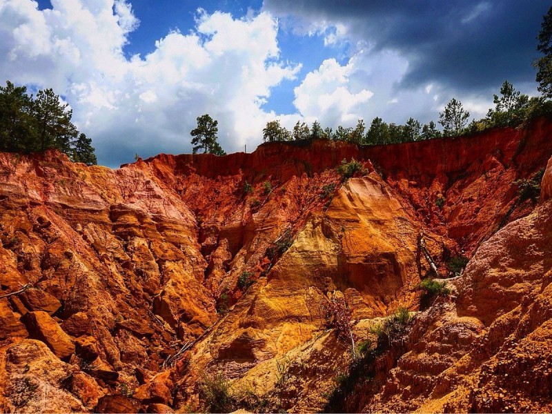 Hiking, Red Bluff