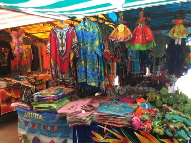 The Local Market Aruba