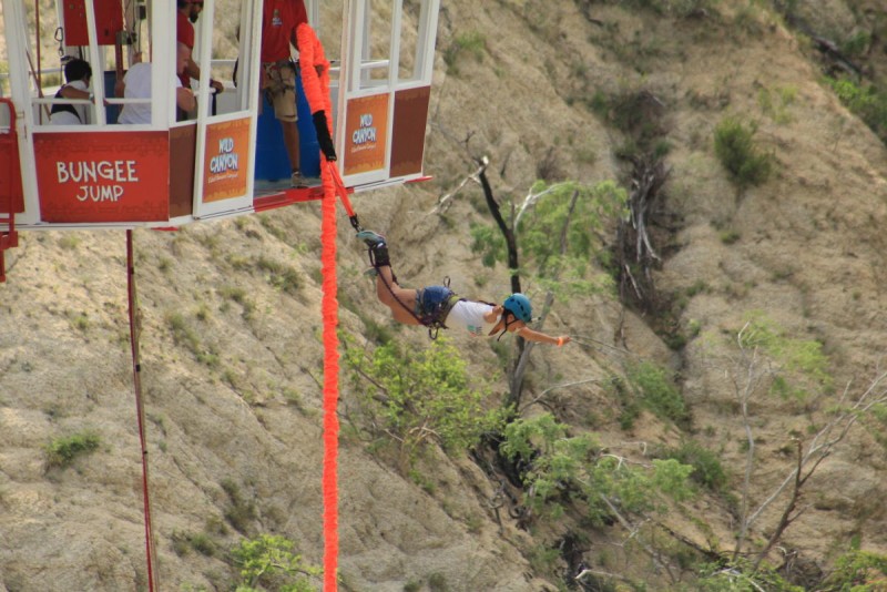 Bungee jumping