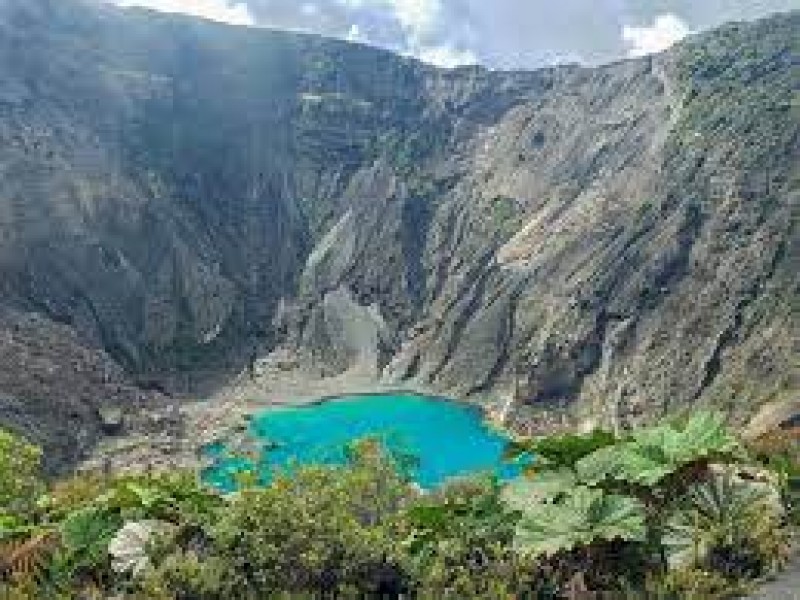 Irazu Volcano National Park