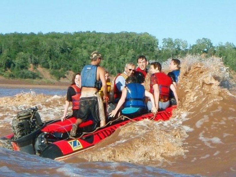 Shubenacadie Tidal Bore Rafting Resort