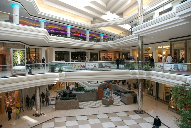 MacArthur Center