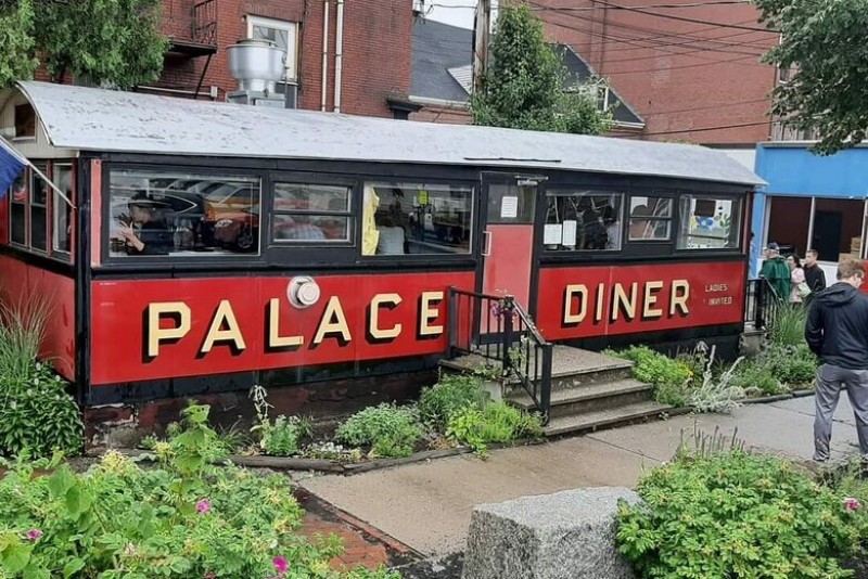 Palace Diner