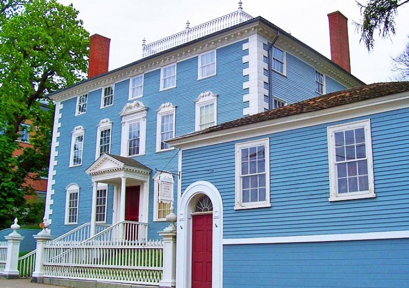 Market Square and Portsmouth's Historic Houses