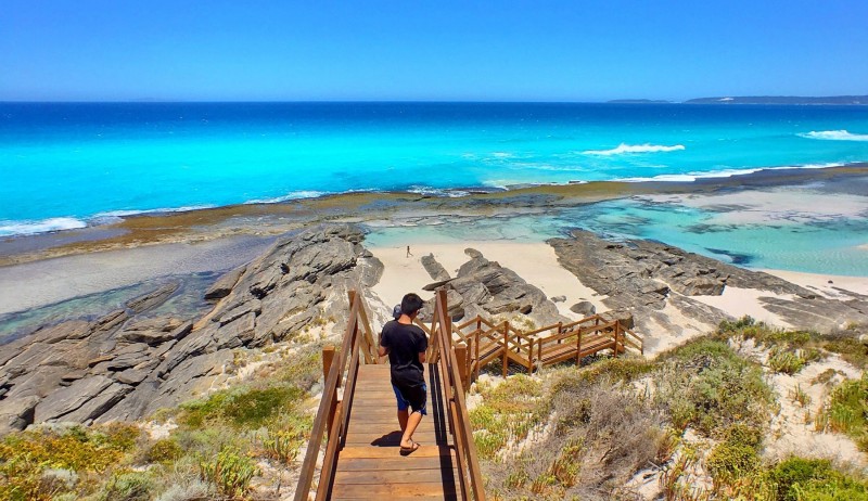 Explore Esperance Bay and Cape Le Grand National Park