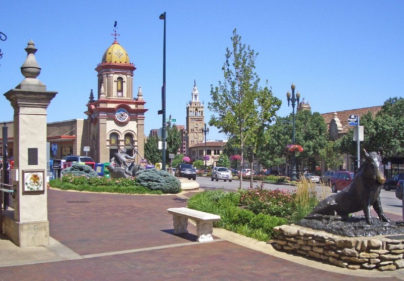 Country Club Plaza