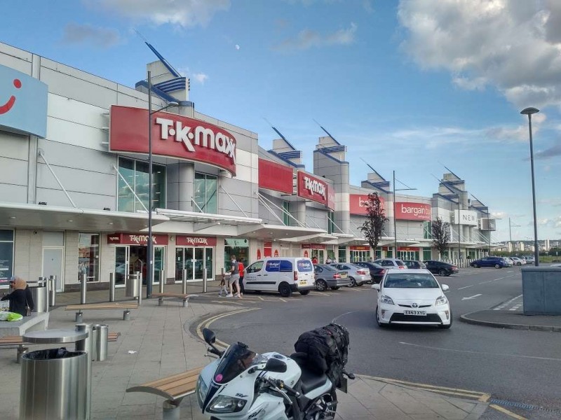 Gallions Reach Shopping Park