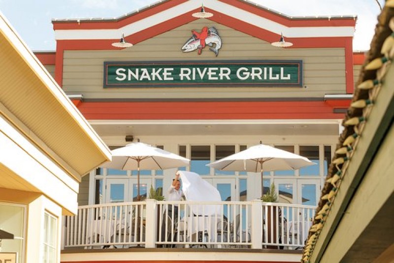 Snake River Grill