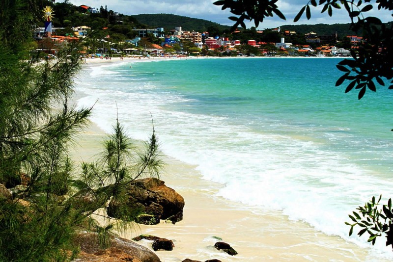 Bombinhas Beach