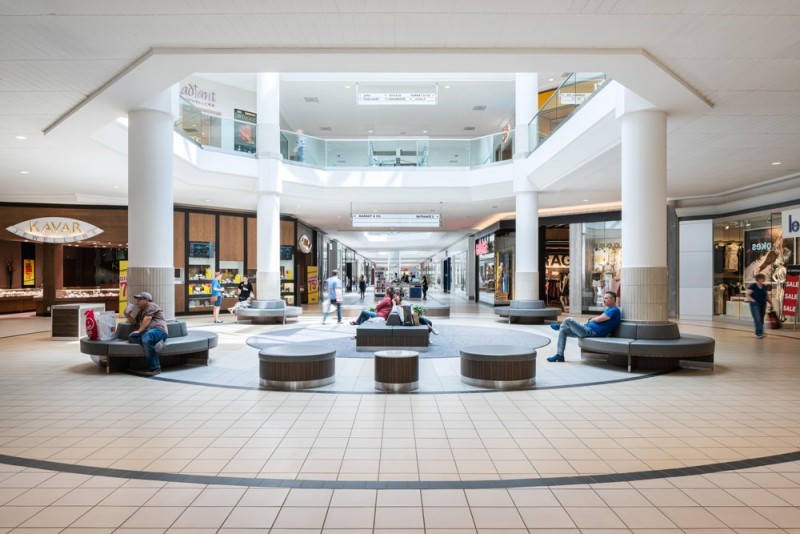 Upper Canada Mall