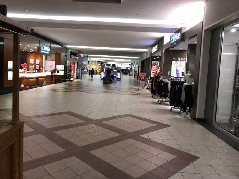 Highland Square Mall