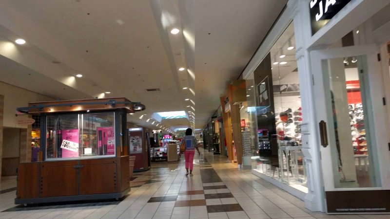 Bonita Lakes Mall